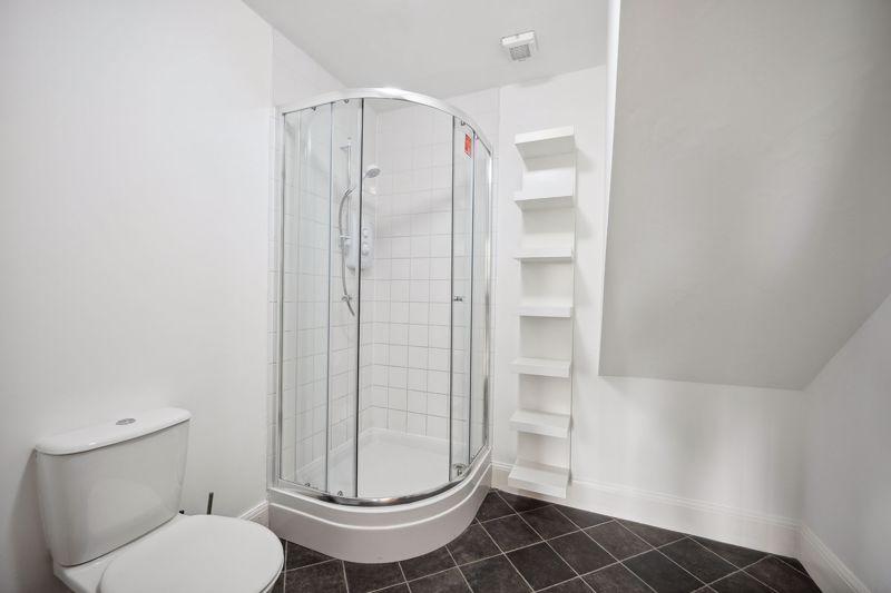 En-suite Shower