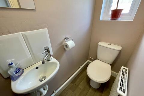 37 Lorimer Close, Luton, LU2 7RL