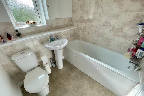 37 Lorimer Close, Luton, LU2 7RL