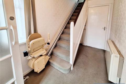 16 Carnegie Drive, Cardiff, CF23 6DH