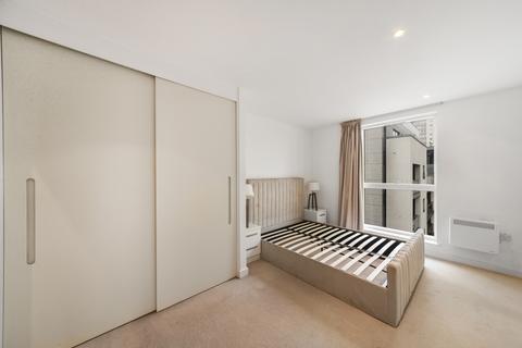 2 bedroom apartment for sale, Pump House Crescent, Brentford TW8