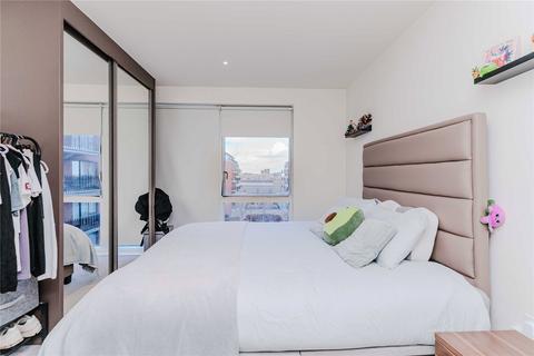 3 bedroom apartment for sale, Thunderer Walk, Woolwich SE18