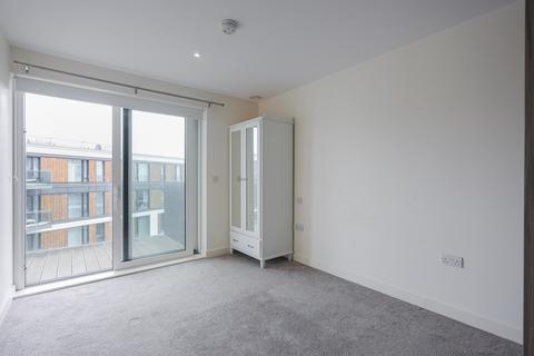 3 bedroom apartment for sale, Duke of Wellington Avenue, Woolwich SE18