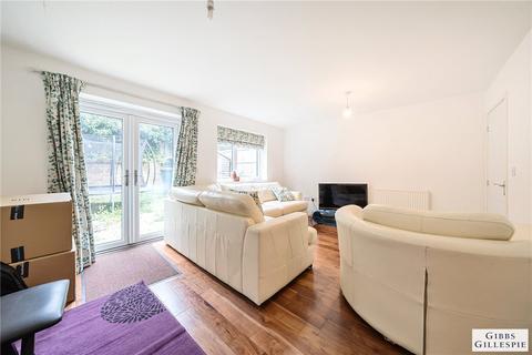 4 bedroom end of terrace house for sale, Avedon Close, Harrow, Middlesex