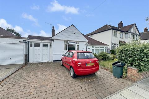 3 bedroom house to rent, Lyndhurst Avenue, Twickenham TW2