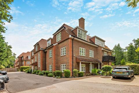 3 bedroom flat for sale, Evergreen, London Road, Sunningdale, Ascot