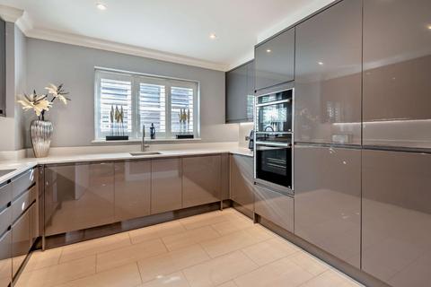 3 bedroom flat for sale, Evergreen, London Road, Sunningdale, Ascot