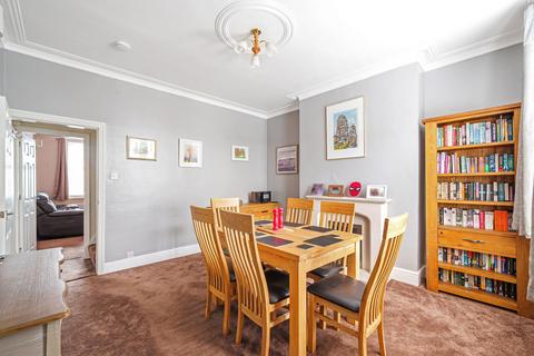 4 bedroom terraced house for sale, West Lea Avenue, Harrogate, HG2