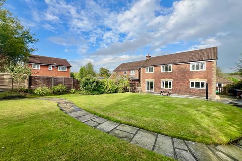 7 Brooksbottoms Close, Ramsbottom, Bury, BL0 9YP