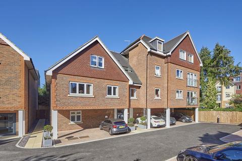 2 bedroom apartment for sale, Wain Close, Hertfordshire AL1