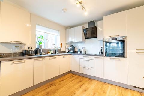 8 Wain Close, St Albans, AL1 1AW