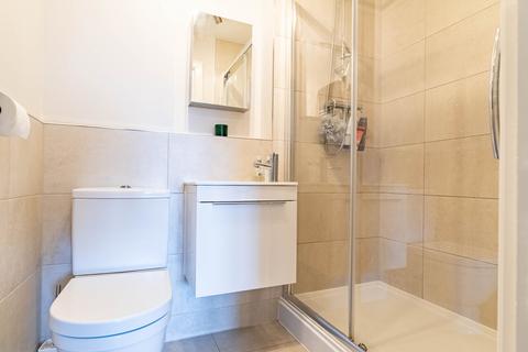 8 Wain Close, St Albans, AL1 1AW