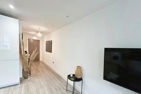 2 bedroom apartment for sale, Eden Place, Greater Manchester SK8