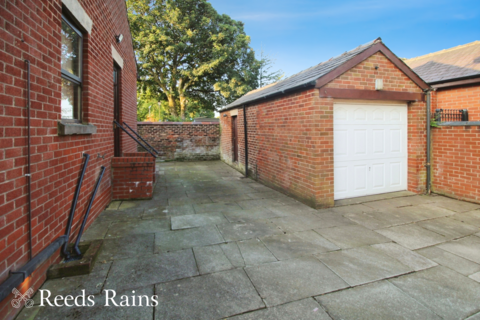107 Devonshire Road, Chorley, PR7 2BY