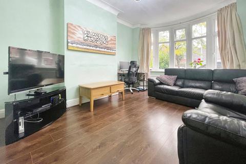 5 bedroom semi-detached house for sale, Milwain Road, Greater Manchester M19