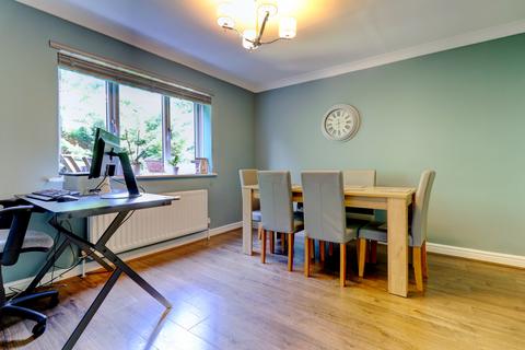 2 bedroom terraced house for sale, Wheelers Park, High Wycombe HP13