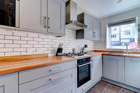 2 bedroom terraced house for sale, Wheelers Park, High Wycombe HP13