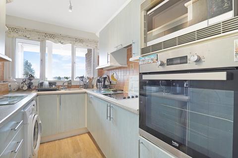 2 bedroom apartment for sale, Goldings Road, Essex IG10