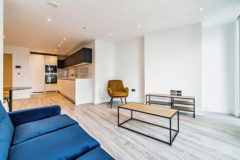 2 bedroom apartment to rent, Silvercroft Street, Trafford M15