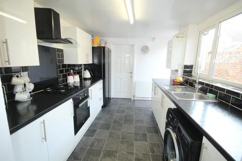 2 bedroom end of terrace house for sale, Harewood Street, North Yorkshire TS1