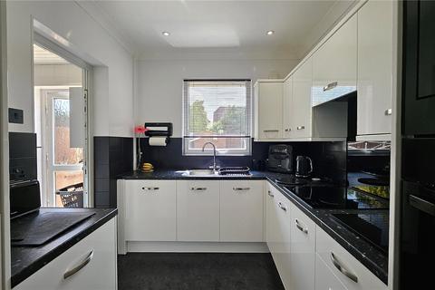52 Martin Dene, Bexleyheath, DA6 8NA