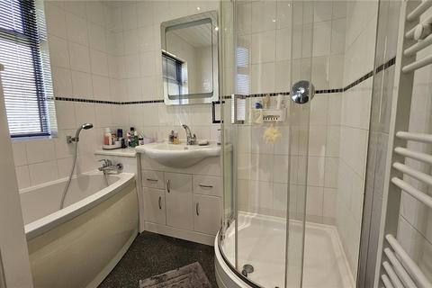 52 Martin Dene, Bexleyheath, DA6 8NA