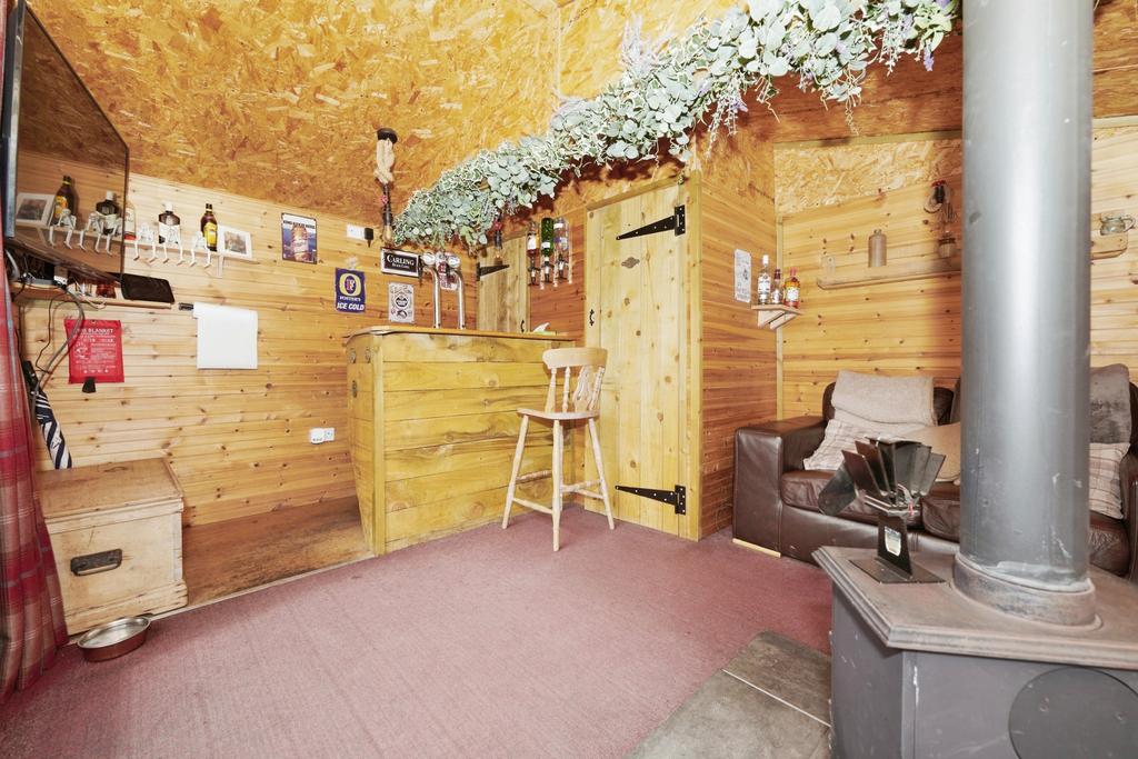 Bar/Summer House
