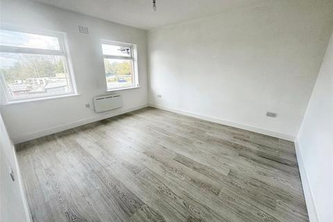 3 bedroom terraced house to rent, Old Bank Lane, Lancashire BB2