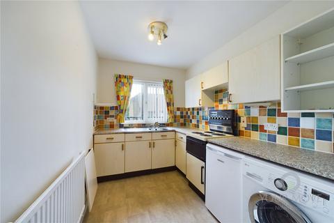 2 bedroom flat for sale, Pond Farm Close, Northampton NN5