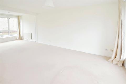 2 bedroom flat to rent, Upton Dene, Surrey SM2