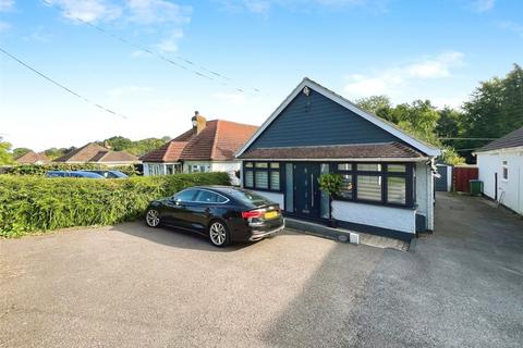 3 bedroom bungalow for sale, London Road, Sevenoaks TN15