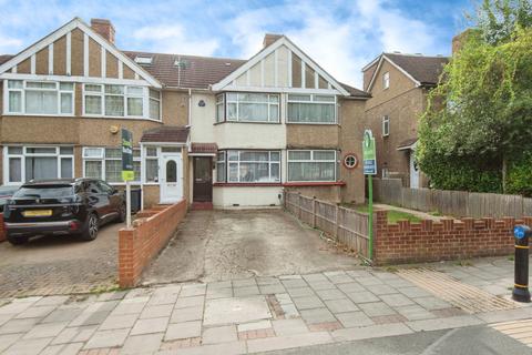 2 bedroom terraced house for sale, Hounslow Road, Feltham TW13