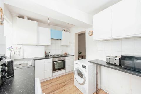 354 Hounslow Road, Hanworth, Feltham, TW13 5JW