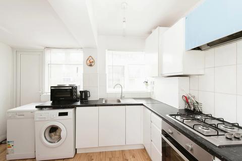 354 Hounslow Road, Hanworth, Feltham, TW13 5JW