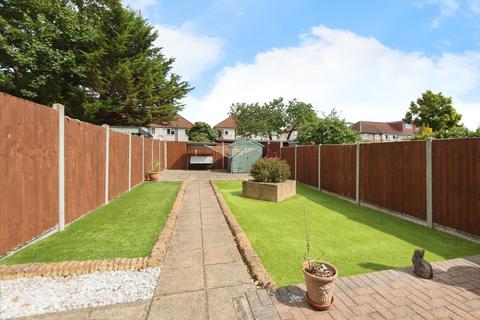44 Powder Mill Lane, Twickenham, TW2 6ED