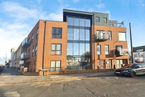 2 bedroom apartment for sale, Clarence Road, Herne Bay