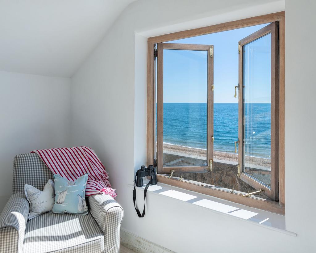 Port Cottage Master Bedroom Torcross