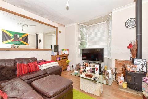 2 bedroom end of terrace house for sale, Loose Road, Maidstone, Kent