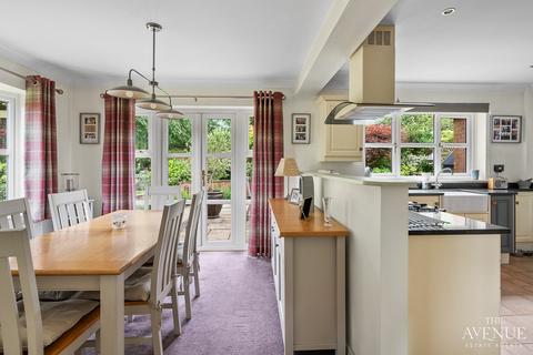 4 Glen Drive, Alton, Stoke-on-trent, ST10 4DJ