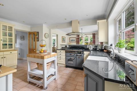 4 Glen Drive, Alton, Stoke-on-trent, ST10 4DJ