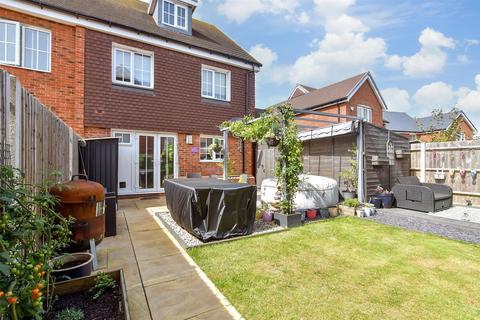 4 bedroom townhouse for sale, Gap Road, Cliftonville, Margate, Kent