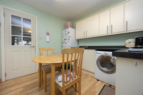 43 Ballater Crescent, Wishaw, ML2 7YJ