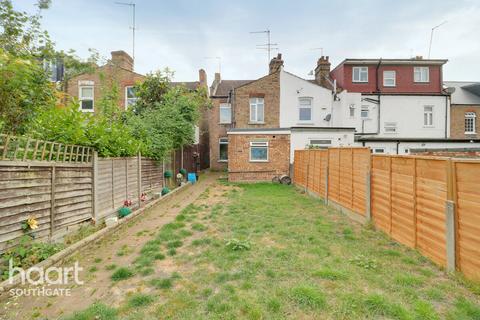 3 bedroom end of terrace house for sale, Carlton Road, London