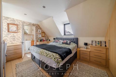 64 Reading Road, Ipswich, IP4 4NR