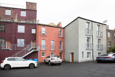 2 bedroom end of terrace house for sale, Bruce Street, Dunfermline KY12