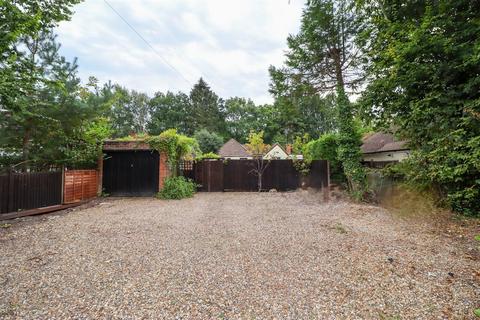 4 bedroom detached bungalow for sale, Aldershot Road, Fleet GU51