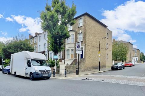 1 bedroom flat to rent, Coningham Road, London, W12