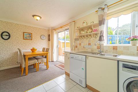 31 Cae Collen, Blackwood, NP12 1FF