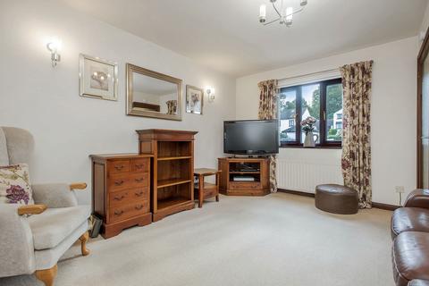 9 Glebe Close, Burton, Carnforth, LA6 1PL