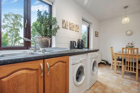 9 Glebe Close, Burton, Carnforth, LA6 1PL